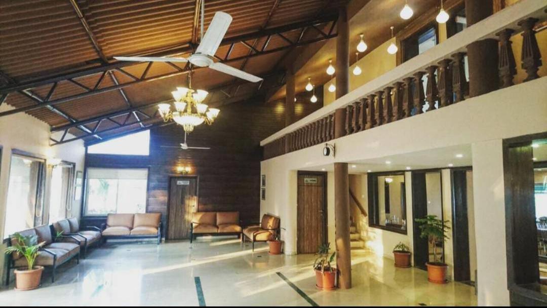 Koynanagar Presidency Highland Resort מראה חיצוני תמונה